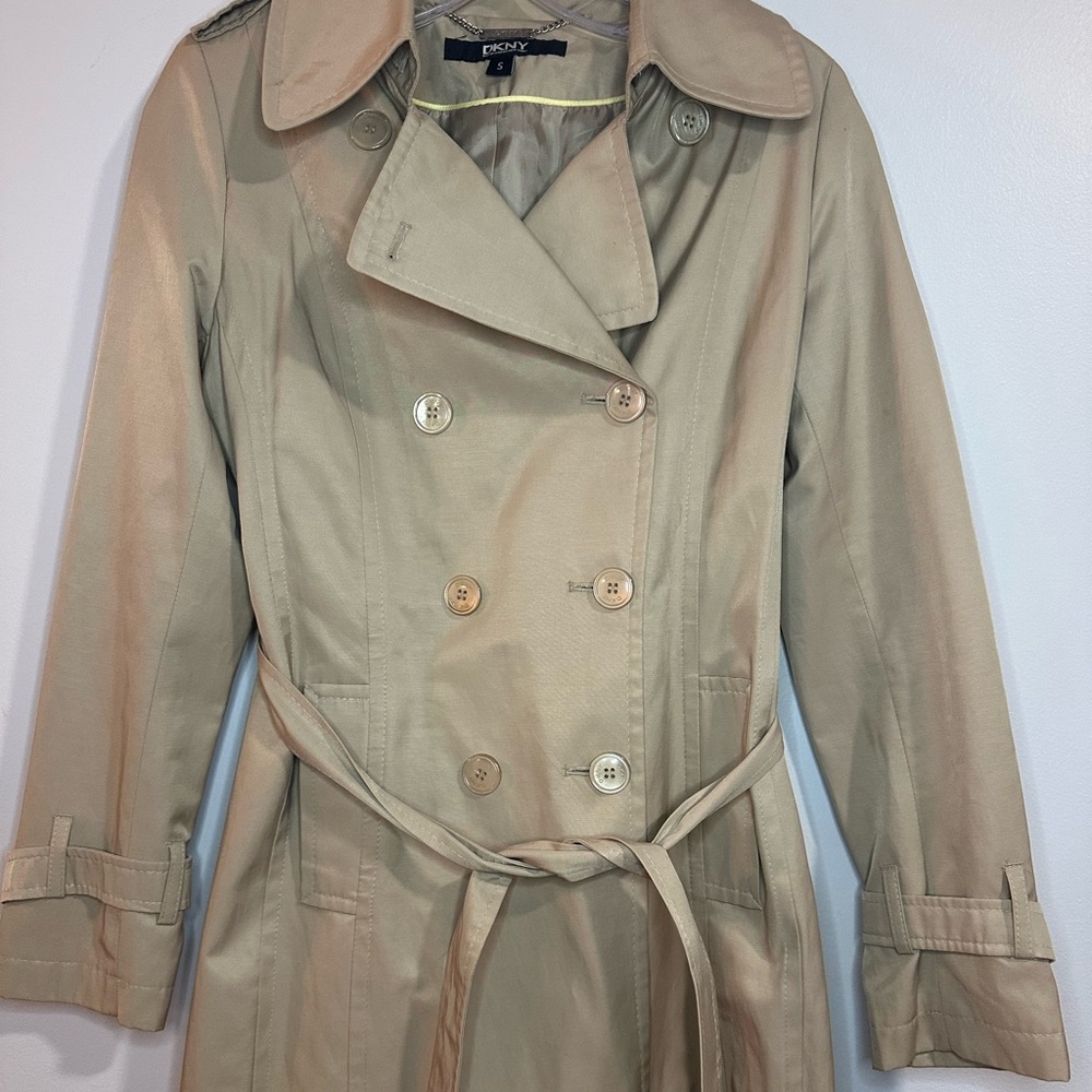 DKNY Khaki Trench Coat Women’s Small